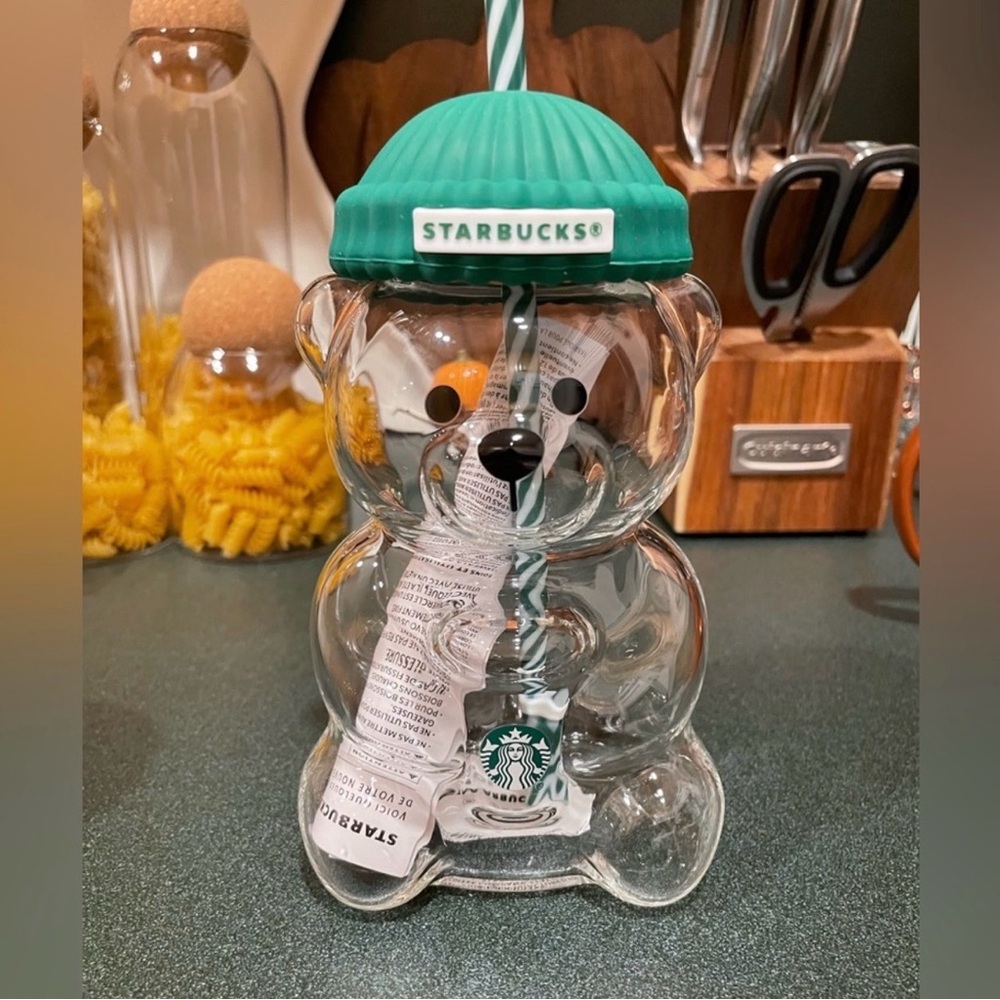 Starbucks Clear Bear Tumbler 2025 Holiday 🐻